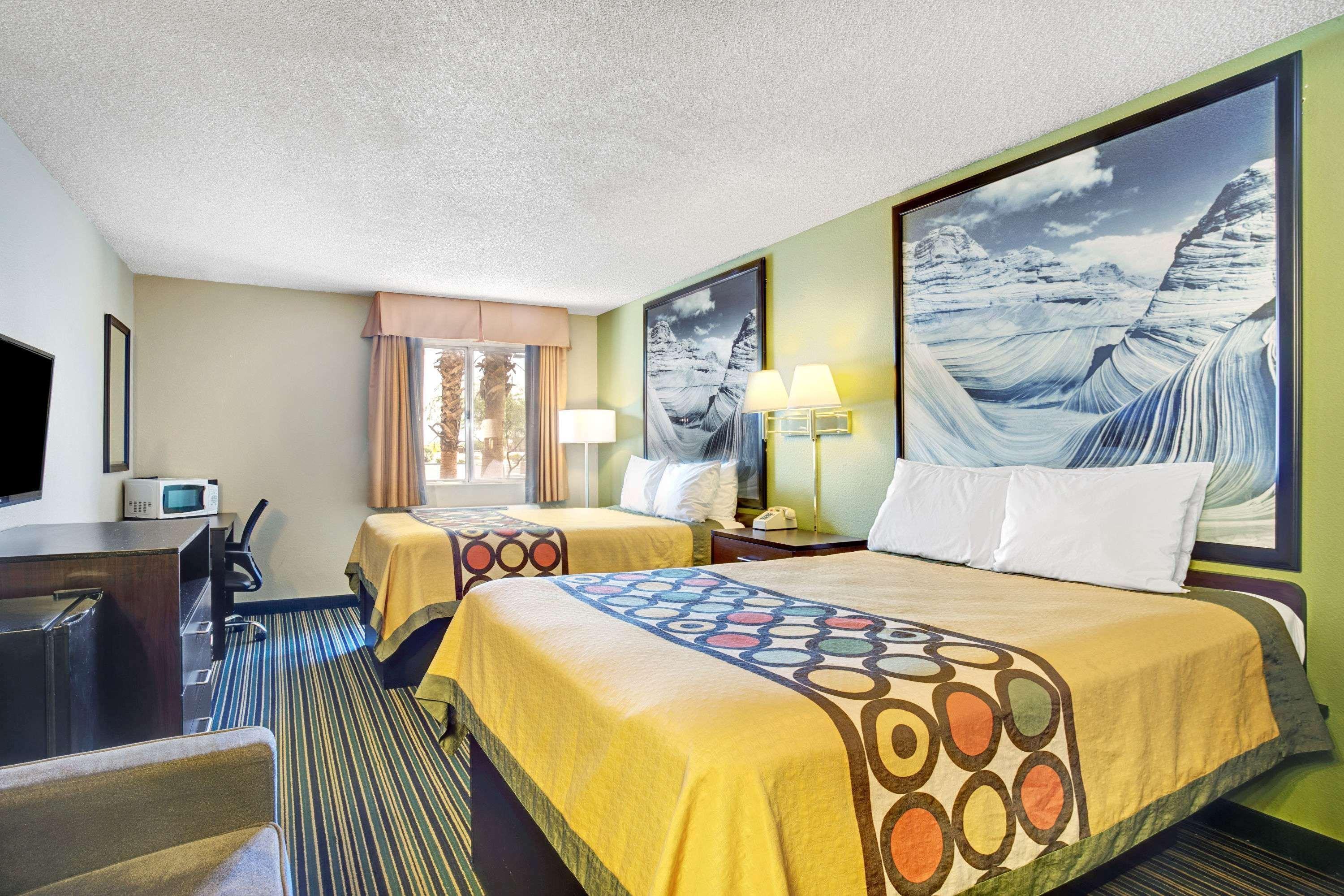 Super 8 By Wyndham Casa Grande Hotel Exterior photo